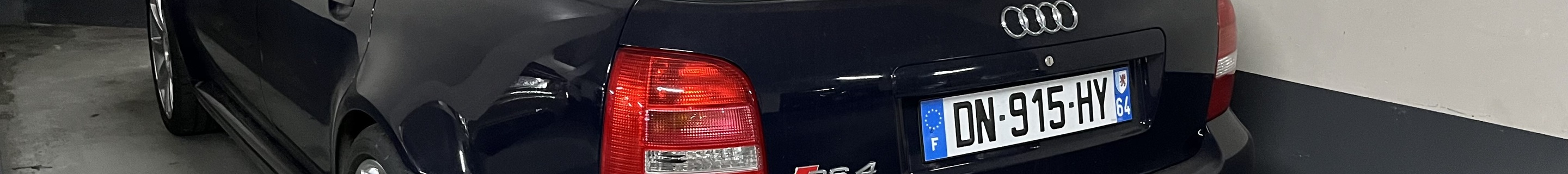 Audi RS4 Avant B5