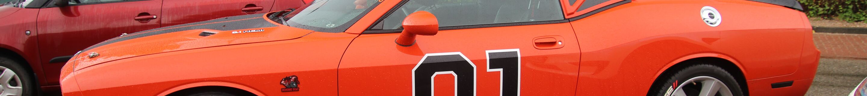 Dodge Challenger SRT-8