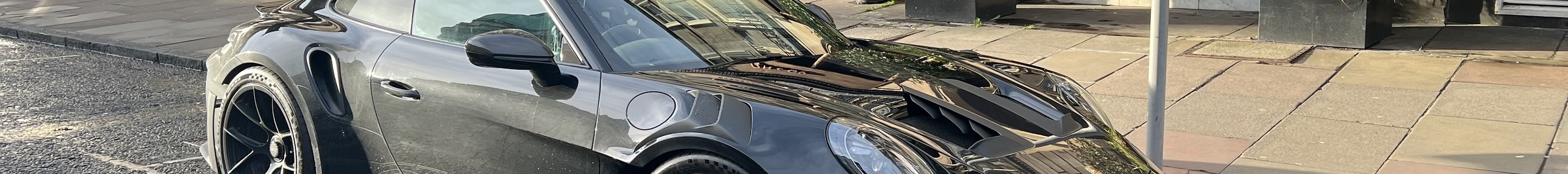 Porsche 992 GT3 RS Weissach Package