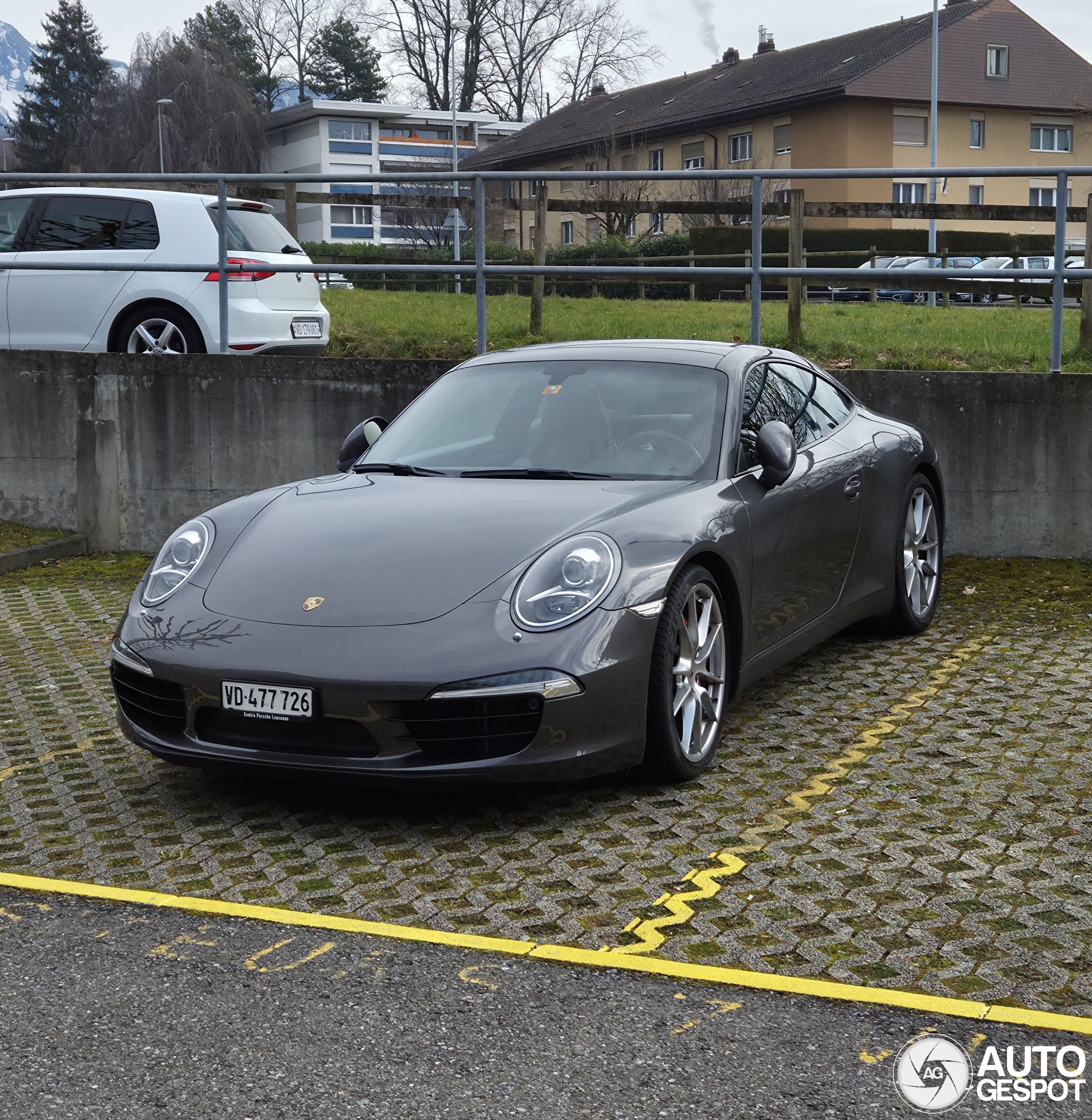 Centre Grille | Porsche Carrera 991 Centre Grille | Porsche Carrera 991