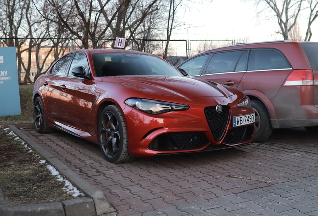 Alfa Romeo Giulia Quadrifoglio 2023