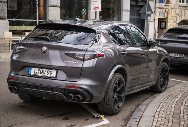 Alfa Romeo Stelvio Quadrifoglio 2023