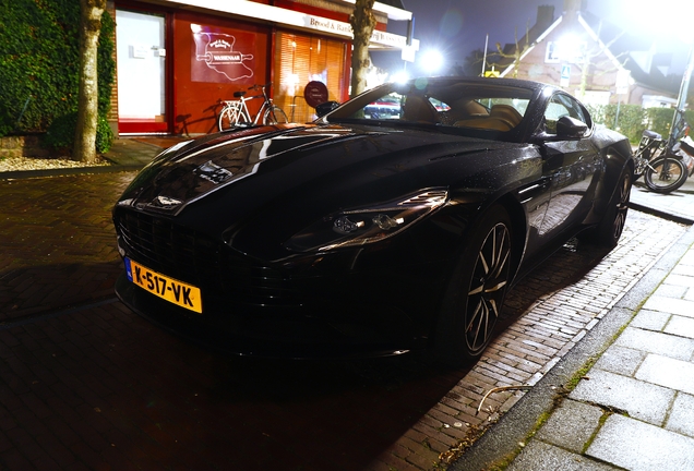 Aston Martin DB11