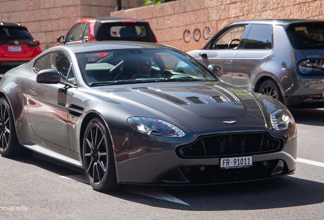 Aston Martin V12 Vantage S