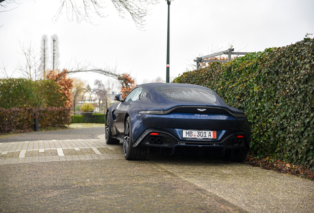 Aston Martin V8 Vantage 2018