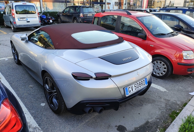 Ferrari Roma Spider