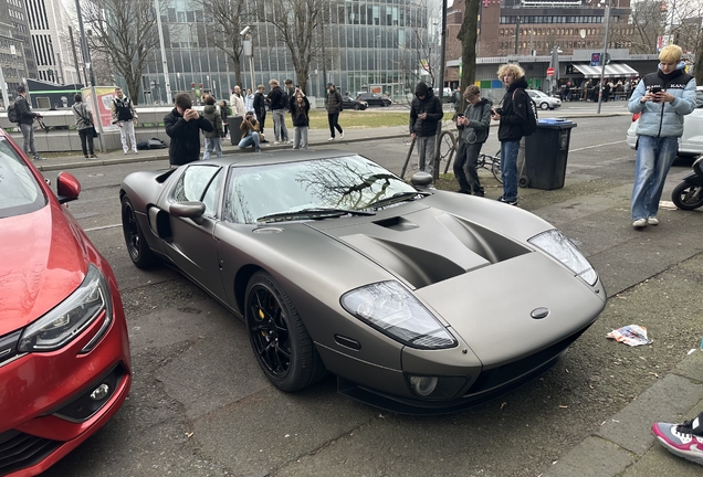 Ford GT