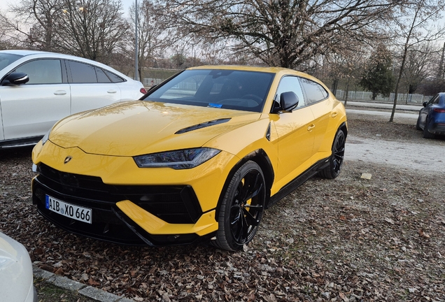 Lamborghini Urus S