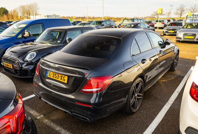 Mercedes-AMG E 63 S W213