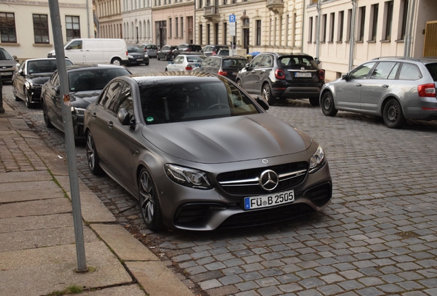 Mercedes-AMG E 63 S W213