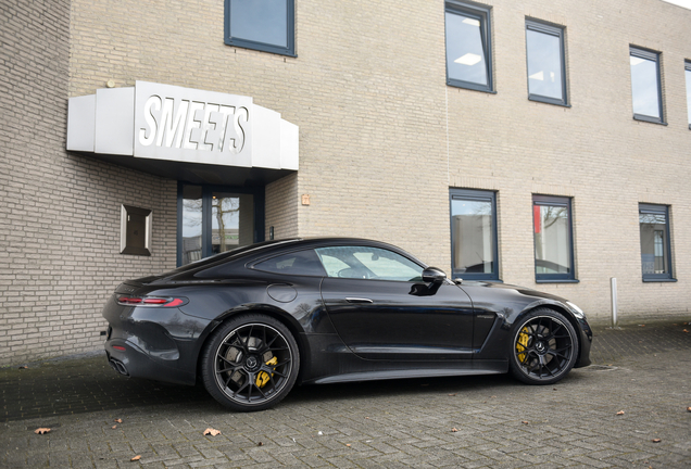 Mercedes-AMG GT 63 C192
