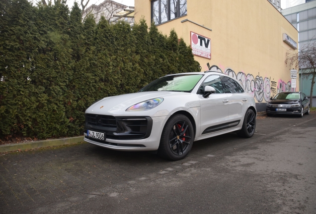 Porsche 95B Macan GTS MkIII
