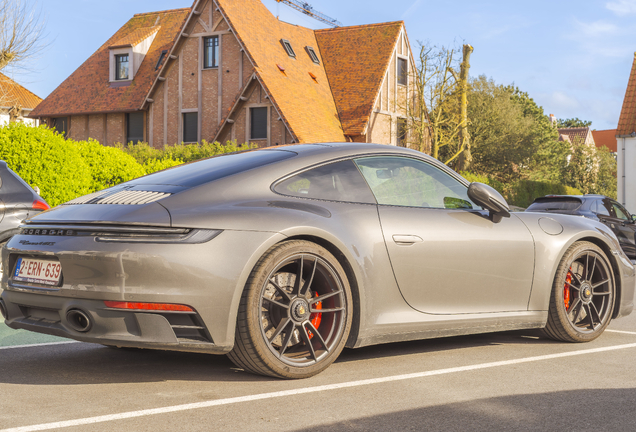 Porsche 992 Carrera 4 GTS MkI
