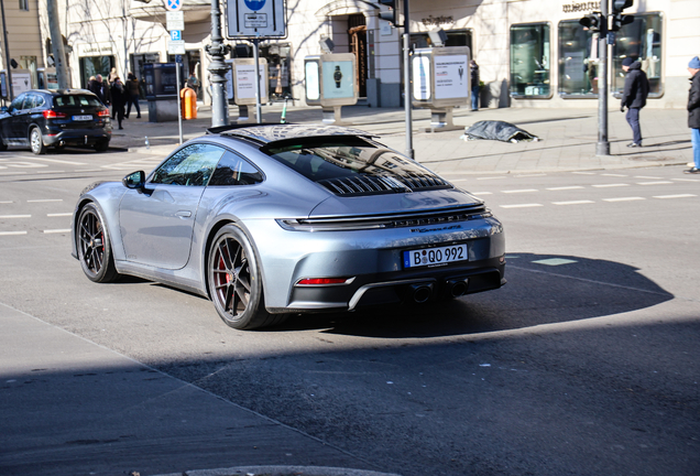 Porsche 992 Carrera 4 GTS MkII