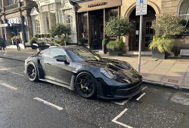 Porsche 992 GT3 RS Weissach Package