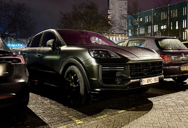 Porsche Cayenne Coupé Turbo E-Hybrid