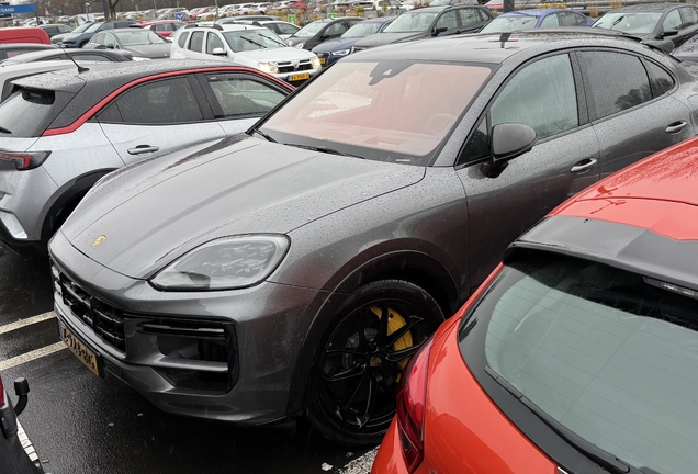 Porsche Cayenne Coupé Turbo E-Hybrid