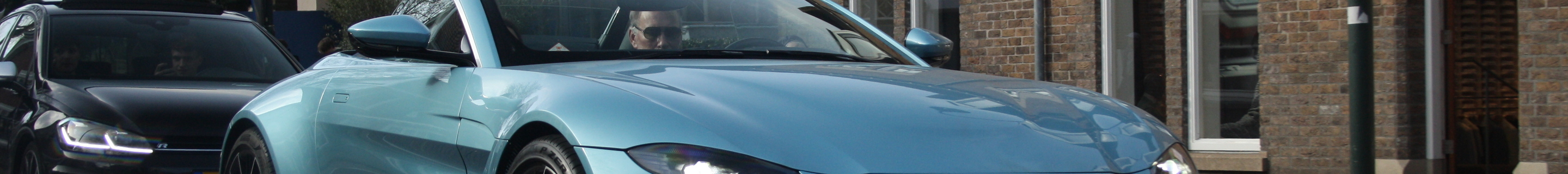 Aston Martin V8 Vantage Roadster 2020