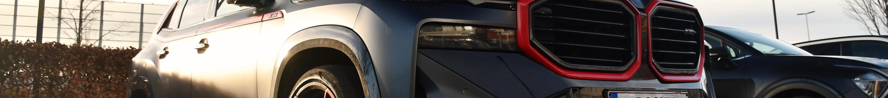 BMW XM G09 Label Red Larte Design