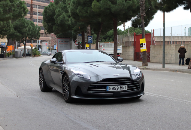 Aston Martin DB12