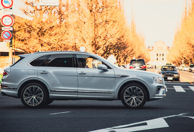 Bentley Bentayga Azure