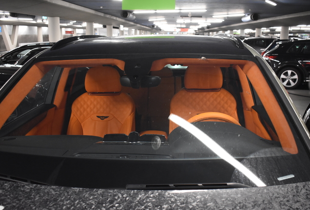 Bentley Bentayga Hybrid 2021