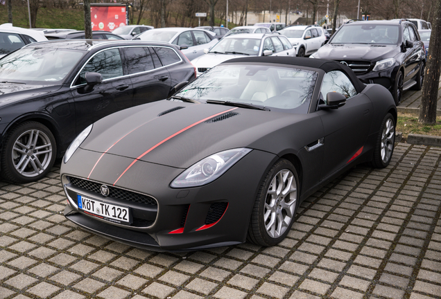 Jaguar F-TYPE R Convertible