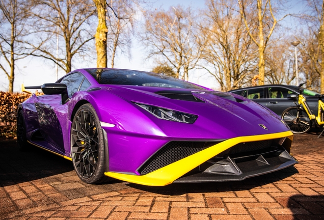Lamborghini Huracán LP640-2 STO