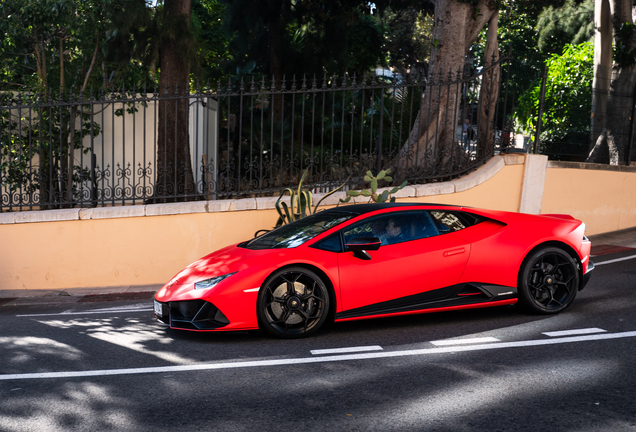 Lamborghini Huracán LP640-4 EVO