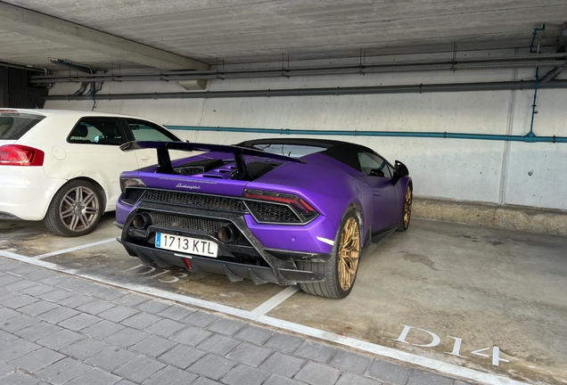Lamborghini Huracán LP640-4 Performante Spyder