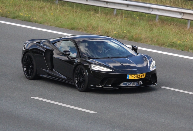 McLaren GT