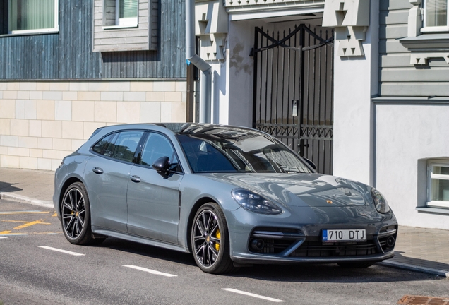 Porsche 971 Panamera Turbo Sport Turismo