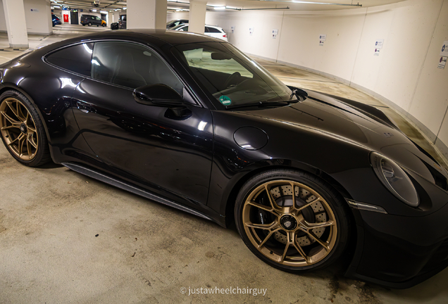 Porsche 992 GT3 Touring