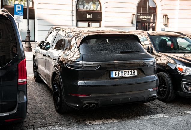 Porsche 9YA Cayenne GTS
