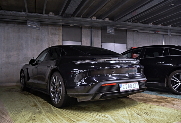 Porsche Taycan Turbo S