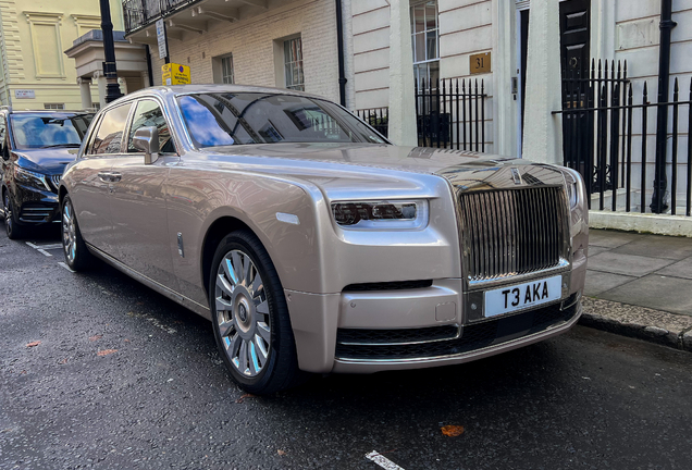 Rolls-Royce Phantom VIII EWB