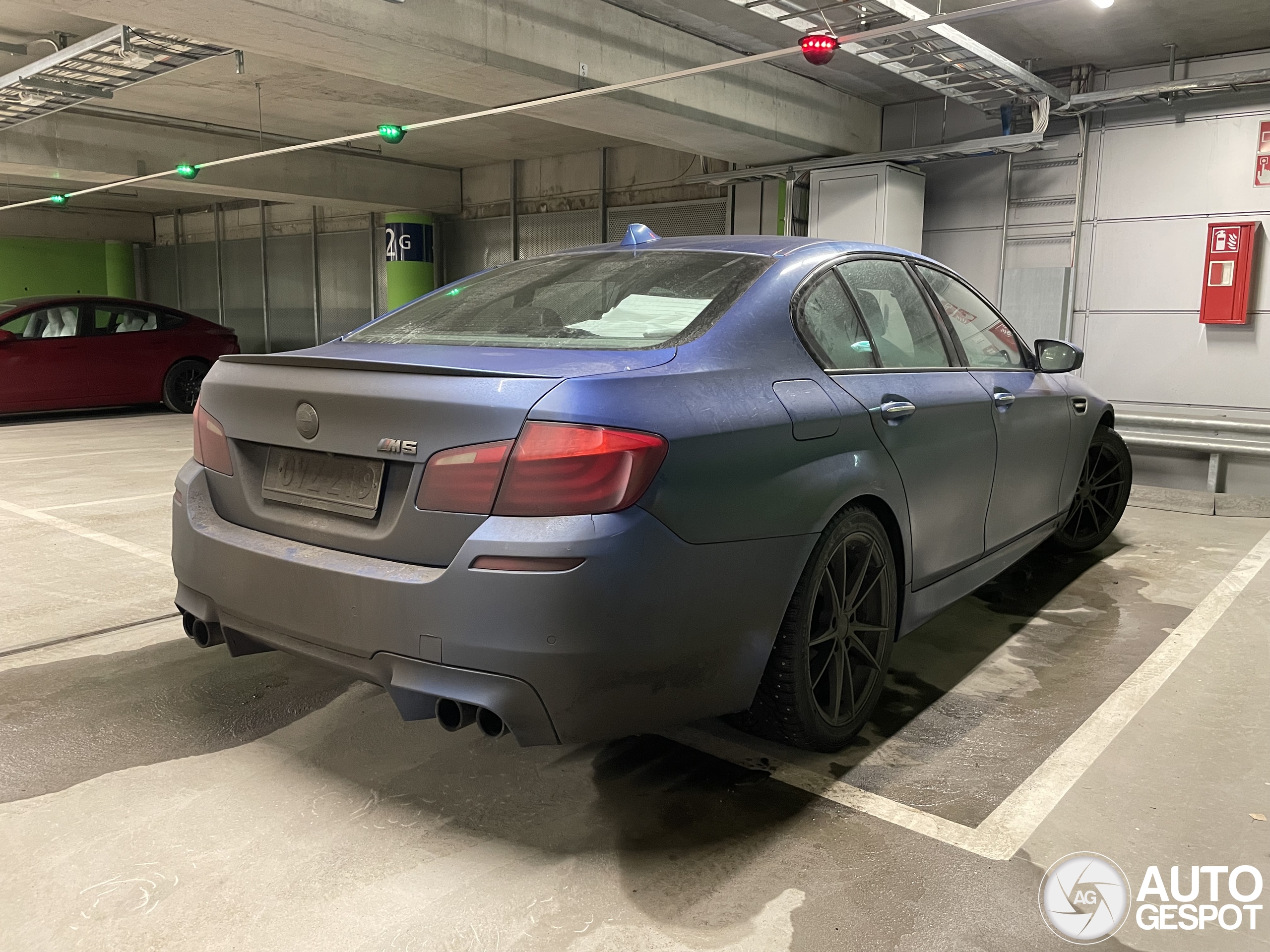 BMW M5 F10 2011