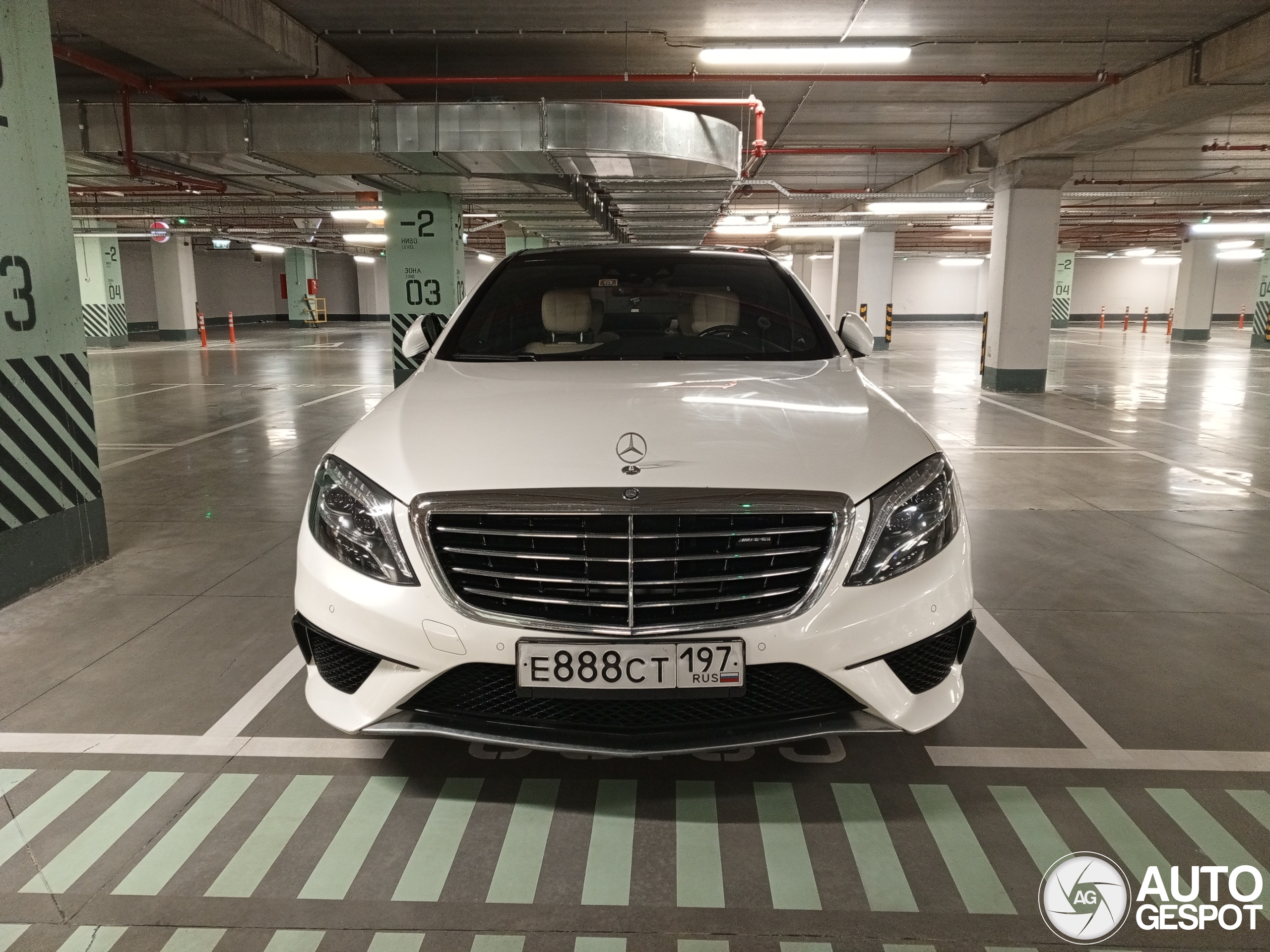 Mercedes-Benz S 63 AMG V222