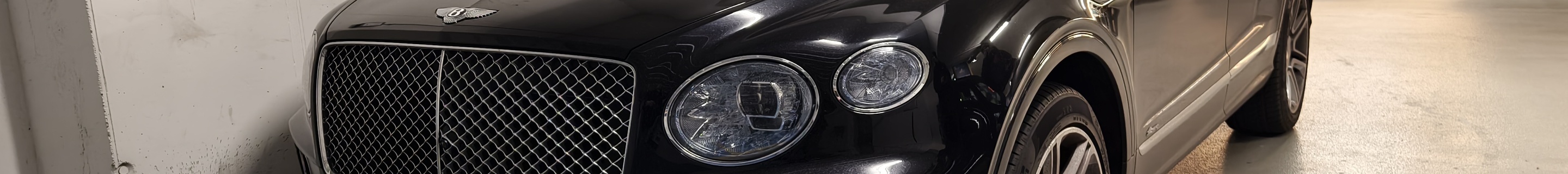 Bentley Bentayga Azure