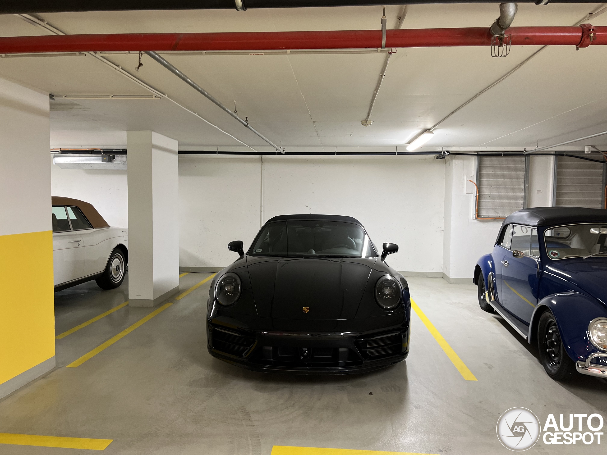 Porsche 992 Carrera 4 GTS Cabriolet