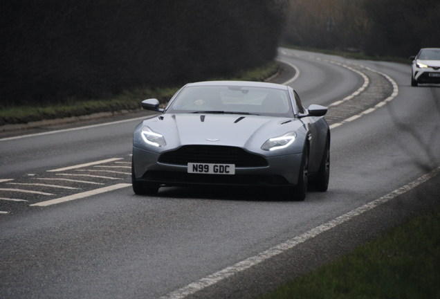 Aston Martin DB11