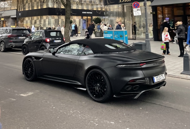 Aston Martin DBS 770 Ultimate Volante