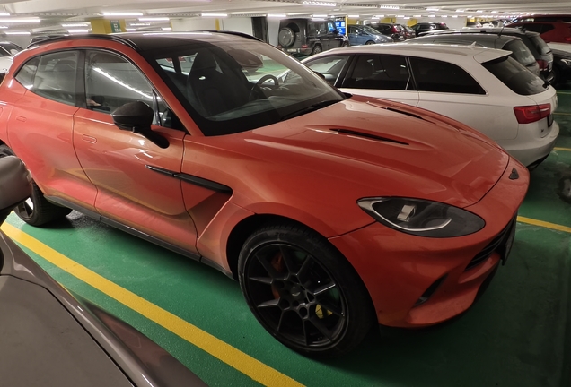 Aston Martin DBX