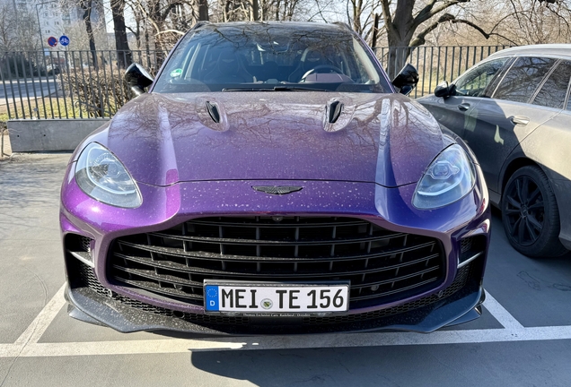Aston Martin DBX707