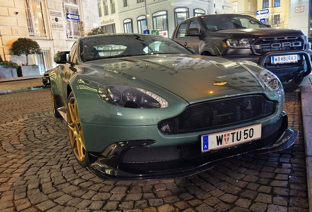 Aston Martin Vantage GT8