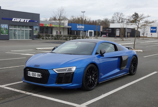 Audi R8 V10 Plus 2015