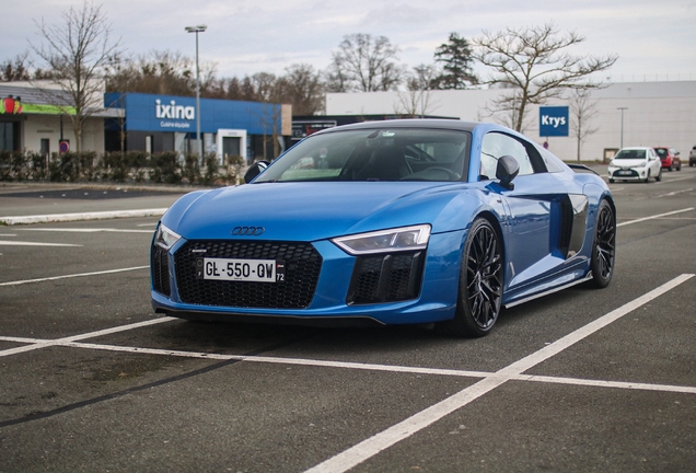 Audi R8 V10 Plus 2015