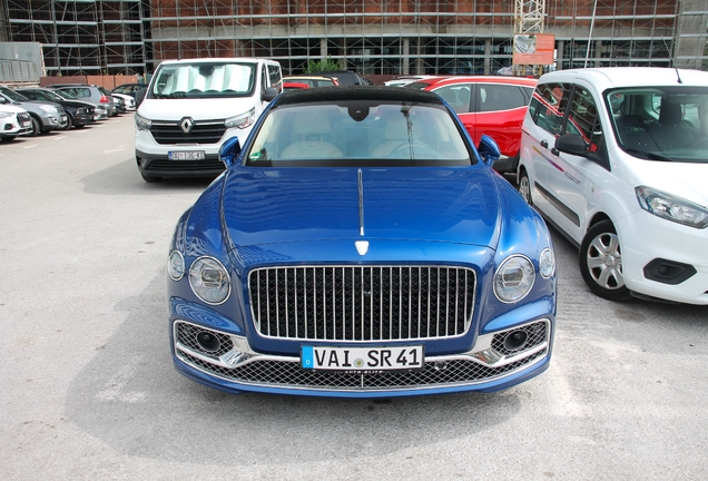 Bentley Flying Spur V8 Azure