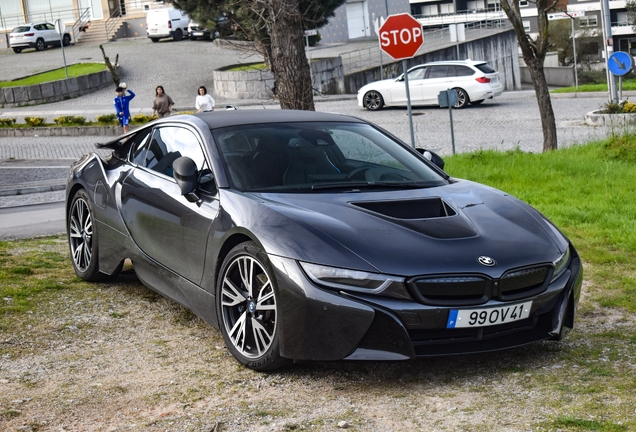 BMW i8