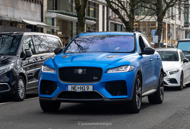 Jaguar F-PACE SVR